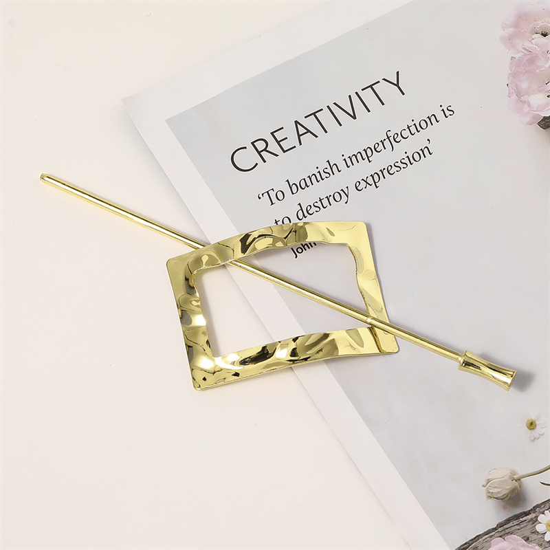 Chris Rubin Nova Rectangle Slide Buckle Hair Claw - Gold - Hair Accessories | Fashiongirl