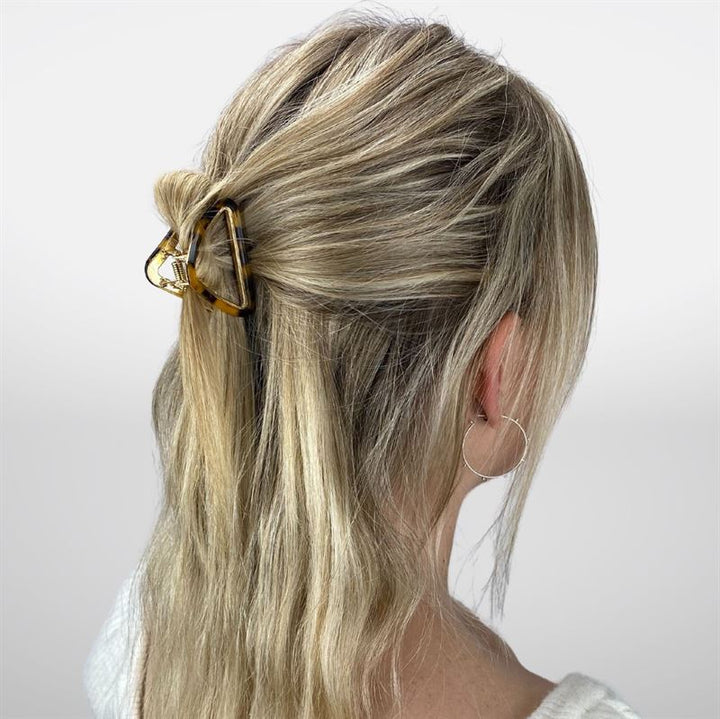 SOHO Ea Hair Claw - Tortoise - Hair Accessories