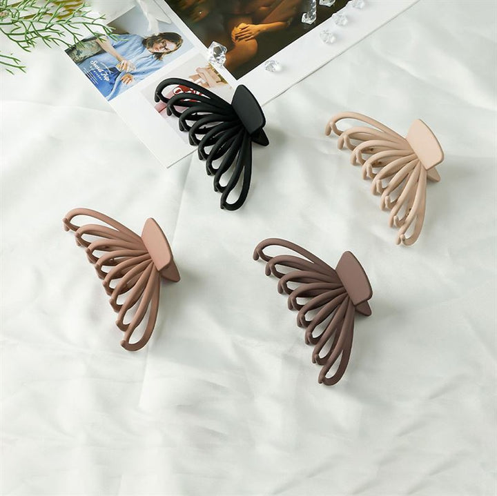 SOHO Elida Hair Claw - Sand - Hair Accessories