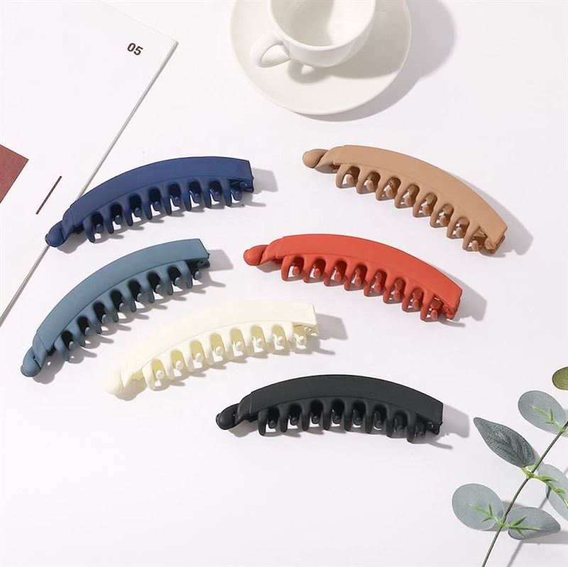 SOHO Idis Banana Hair Clip - Black - | Fashiongirl