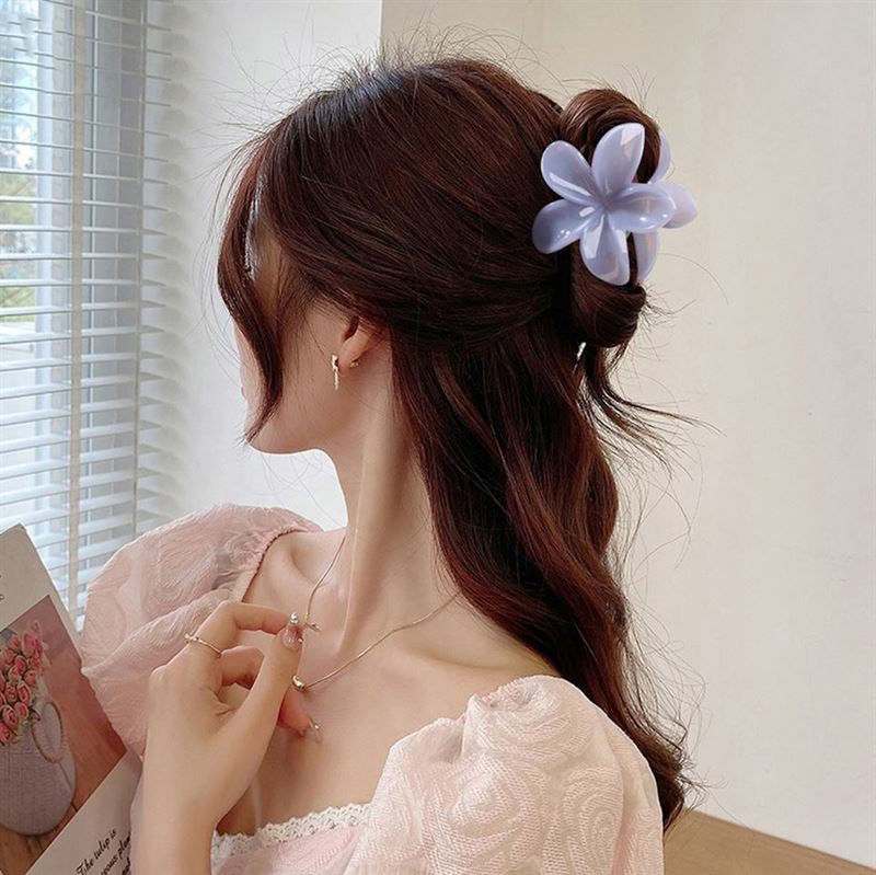 SOHO Moana Hair Claw - Nude - Hair Accessories