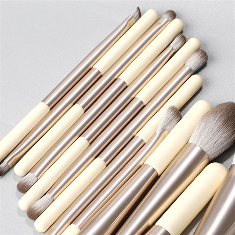 Technique PRO Sunlight Makeup Brush Set - 13 Makeup Brushes - 